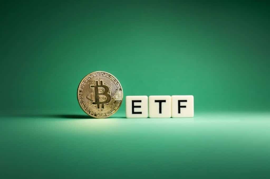 VanEck, Bitwise Vliegt Omhoog In De Bitcoin ETF Race Met $200 Miljoen Garantie